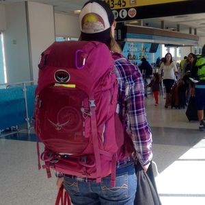 Osprey Kyte 46 Pack-women's Rose/Red. S/M